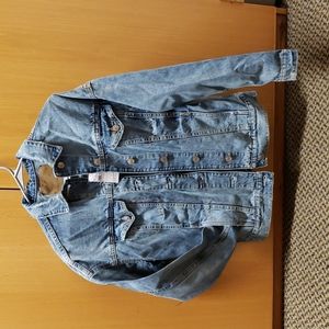 AE Oversized Denim Trucker Jacket